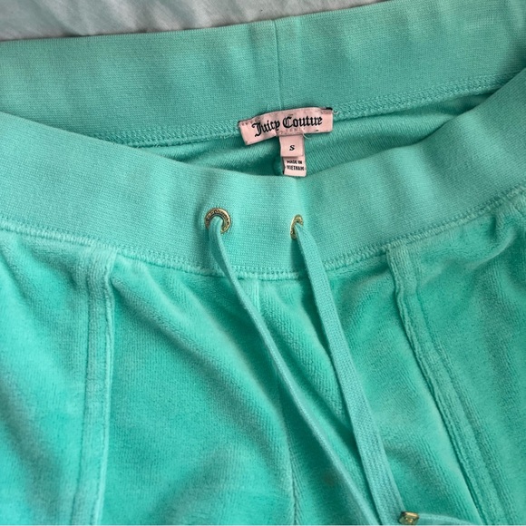 Juicy Couture Pink Velvet Track Suit Size Small for the pants and m jacket - Picture 2 of 8